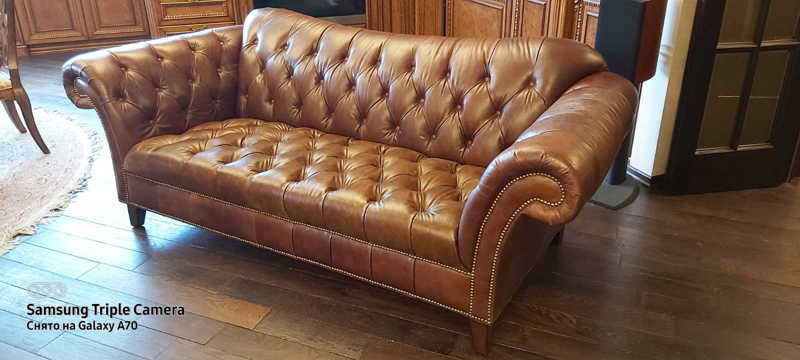 Перетяжка дивана. Мураши