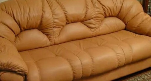 Перетяжка дивана кожей. Мураши